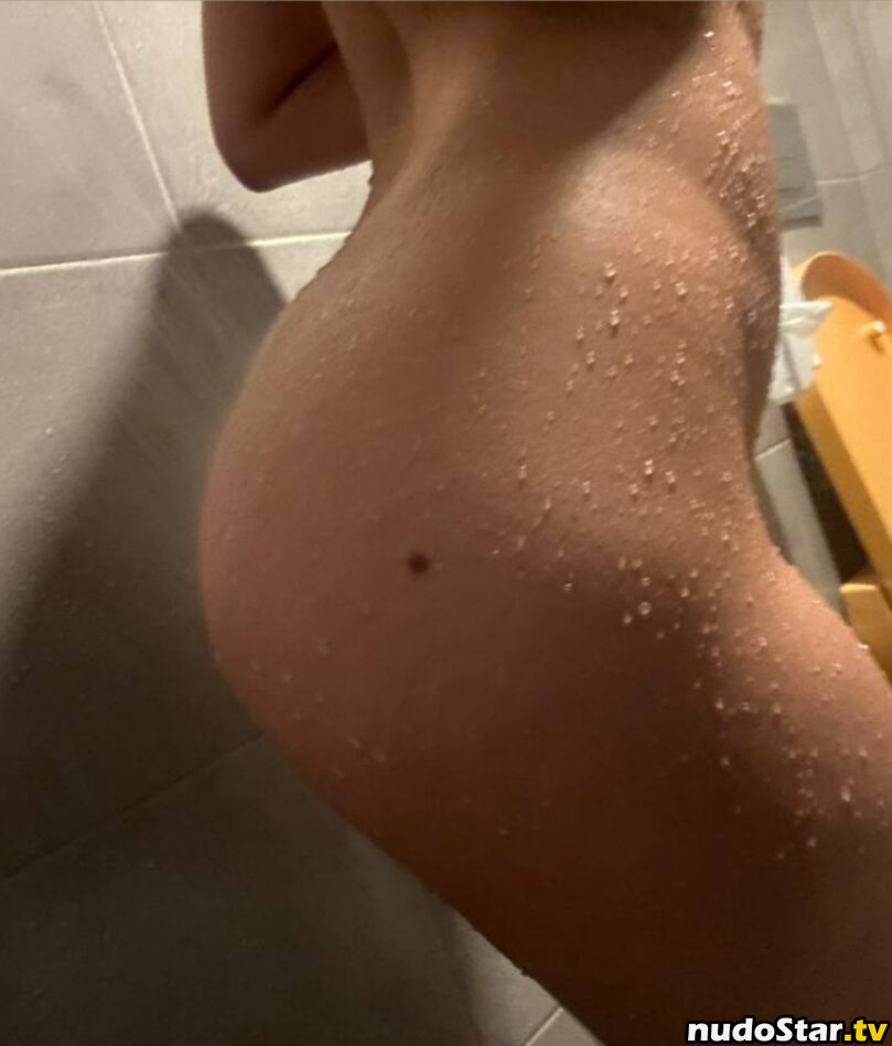 Aşkonuz Elanur / askonuzelanur Onlyfans fotoğraf